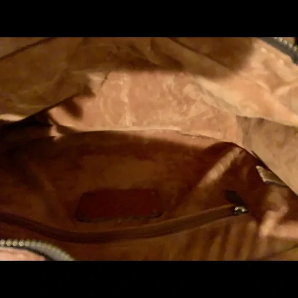 Patricia Nash Camo Italian Leather Crossbody Bag - Picture 8 of 9